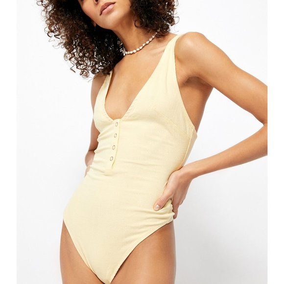 NWT Free People Larissa Bodysuit / Buttered Up - Picture 2 of 7